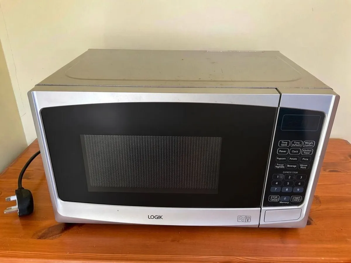 Logik L20MS14 Silver Microwave –  Parts/Repair - Image 1