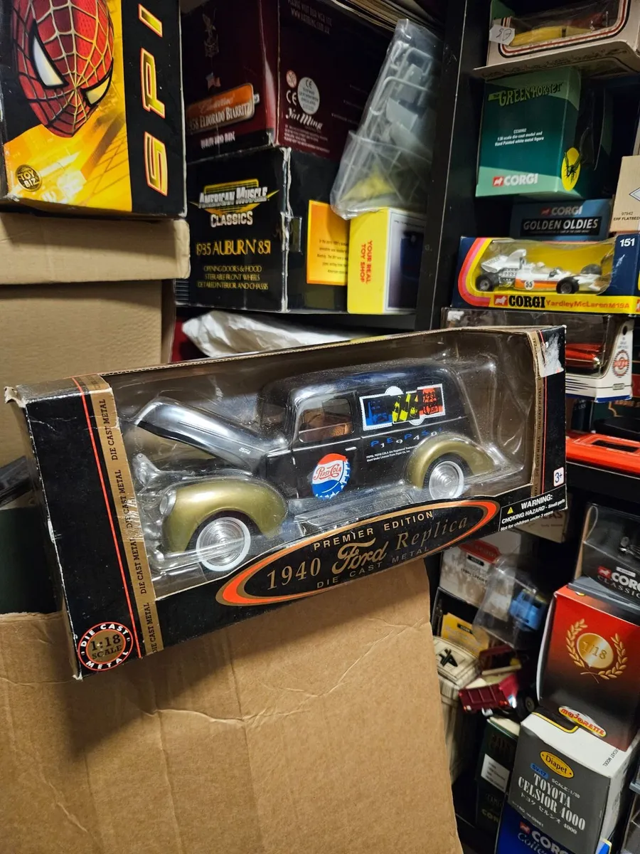 Corgi Ford Pepsi Cola Truck - Image 1