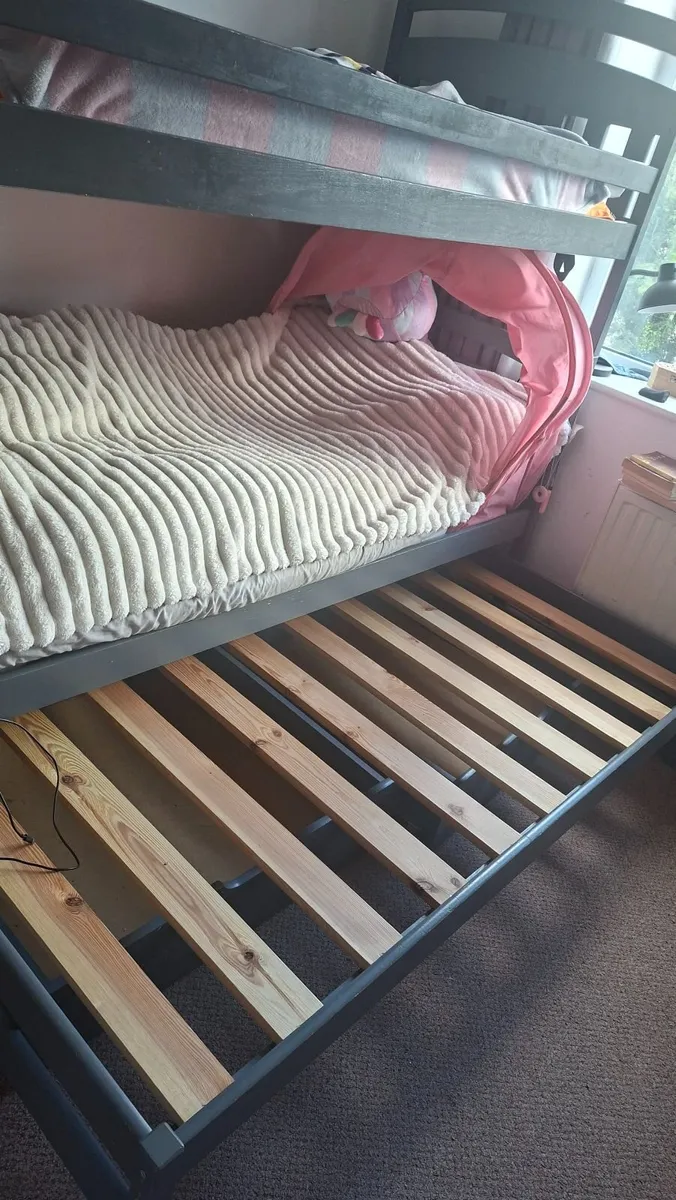 GONE Free Bunk beds with trundle bed and storage - Image 3