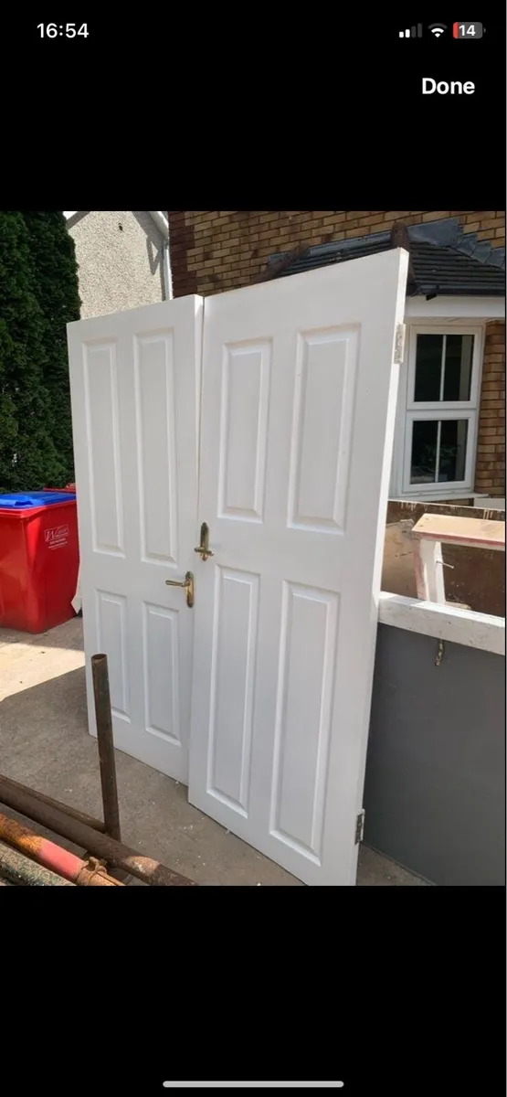 Internal doors - Image 1