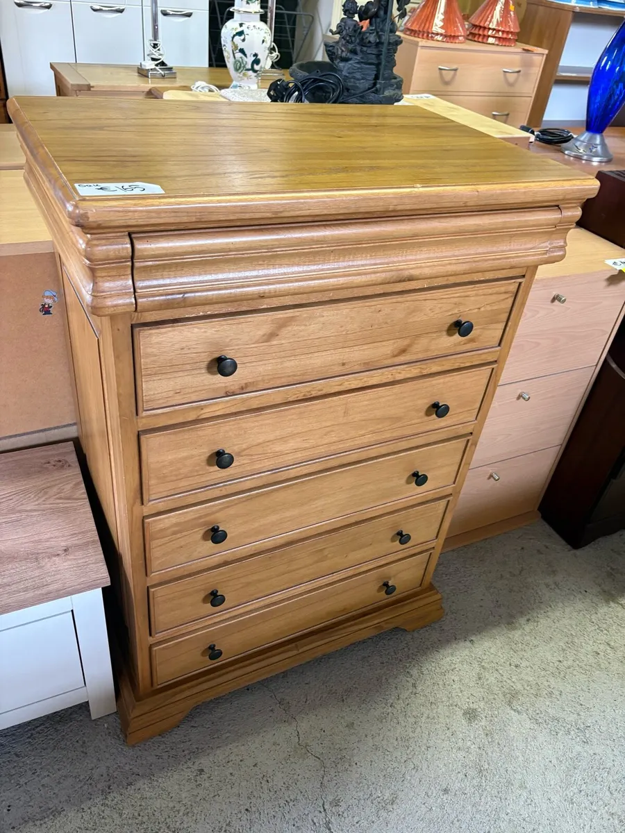 Oak chest of drawers - Image 1