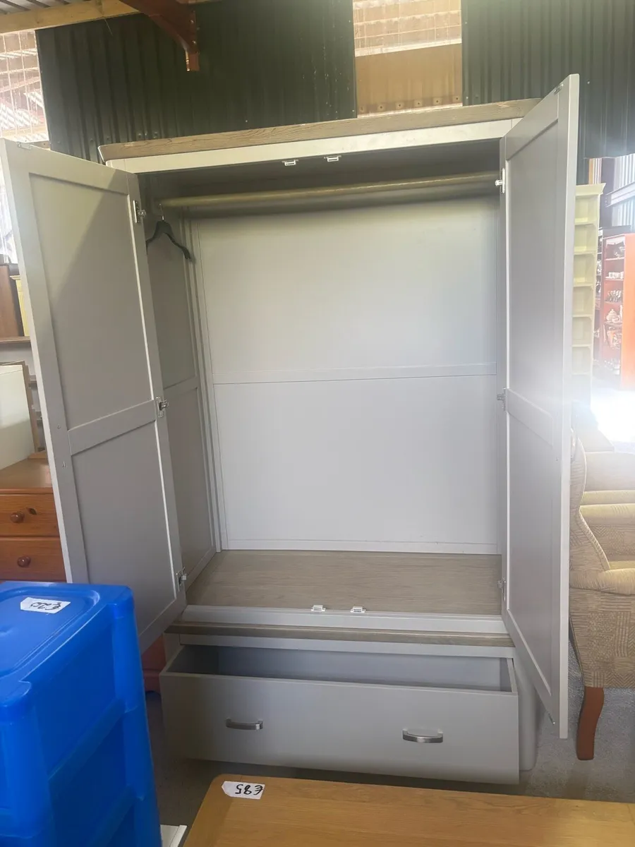 Large grey wardrobe - Image 2