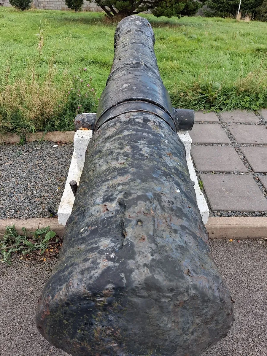 Solid iron cannon - Image 3
