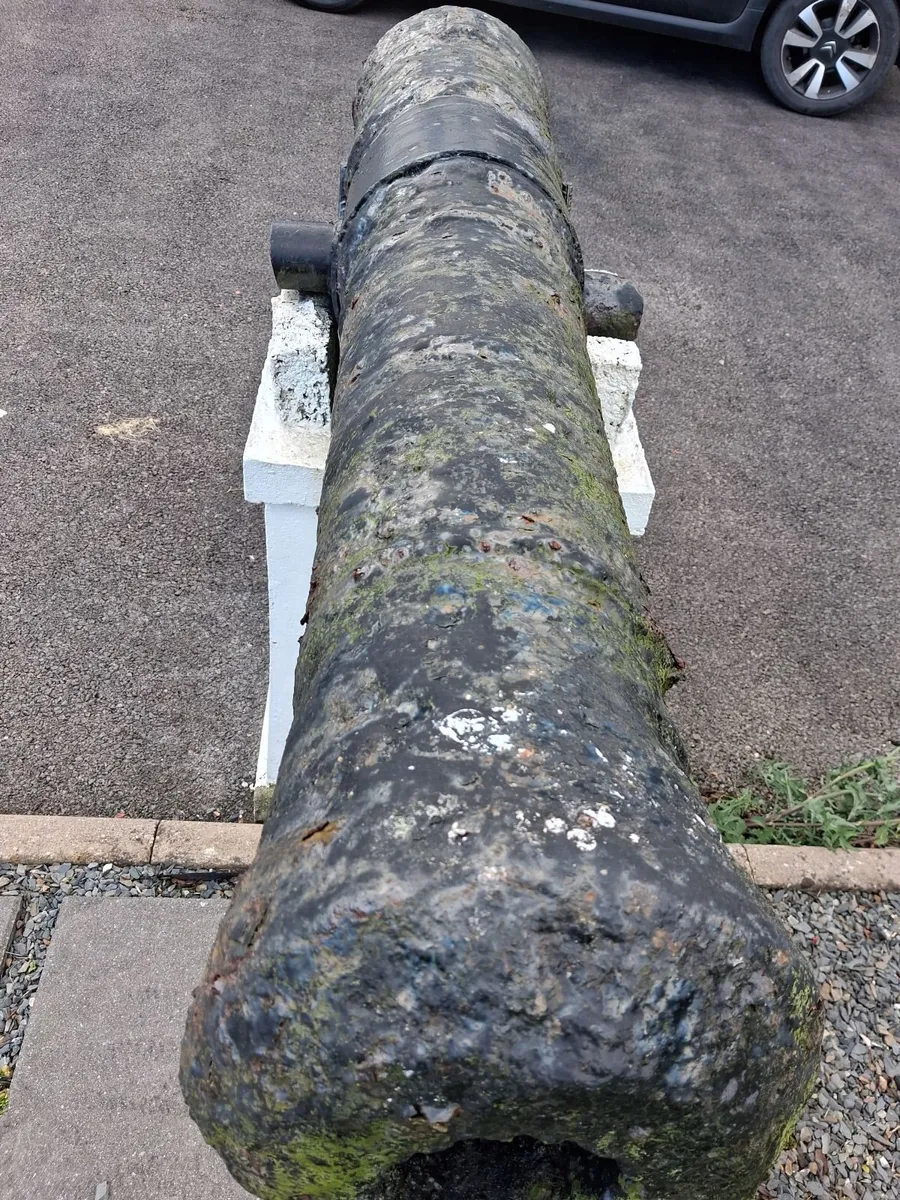 Solid iron cannon - Image 2