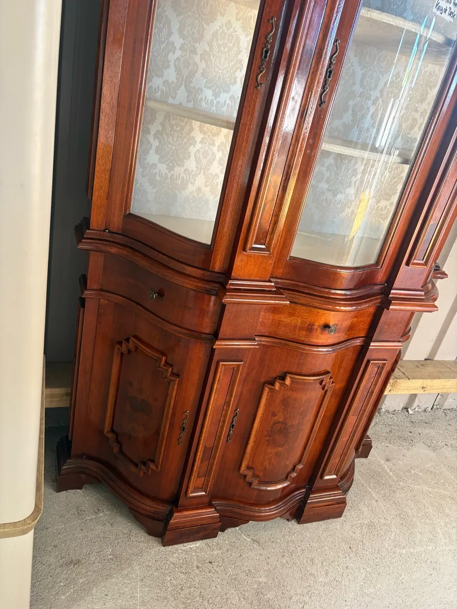 Display cabinet - Image 2