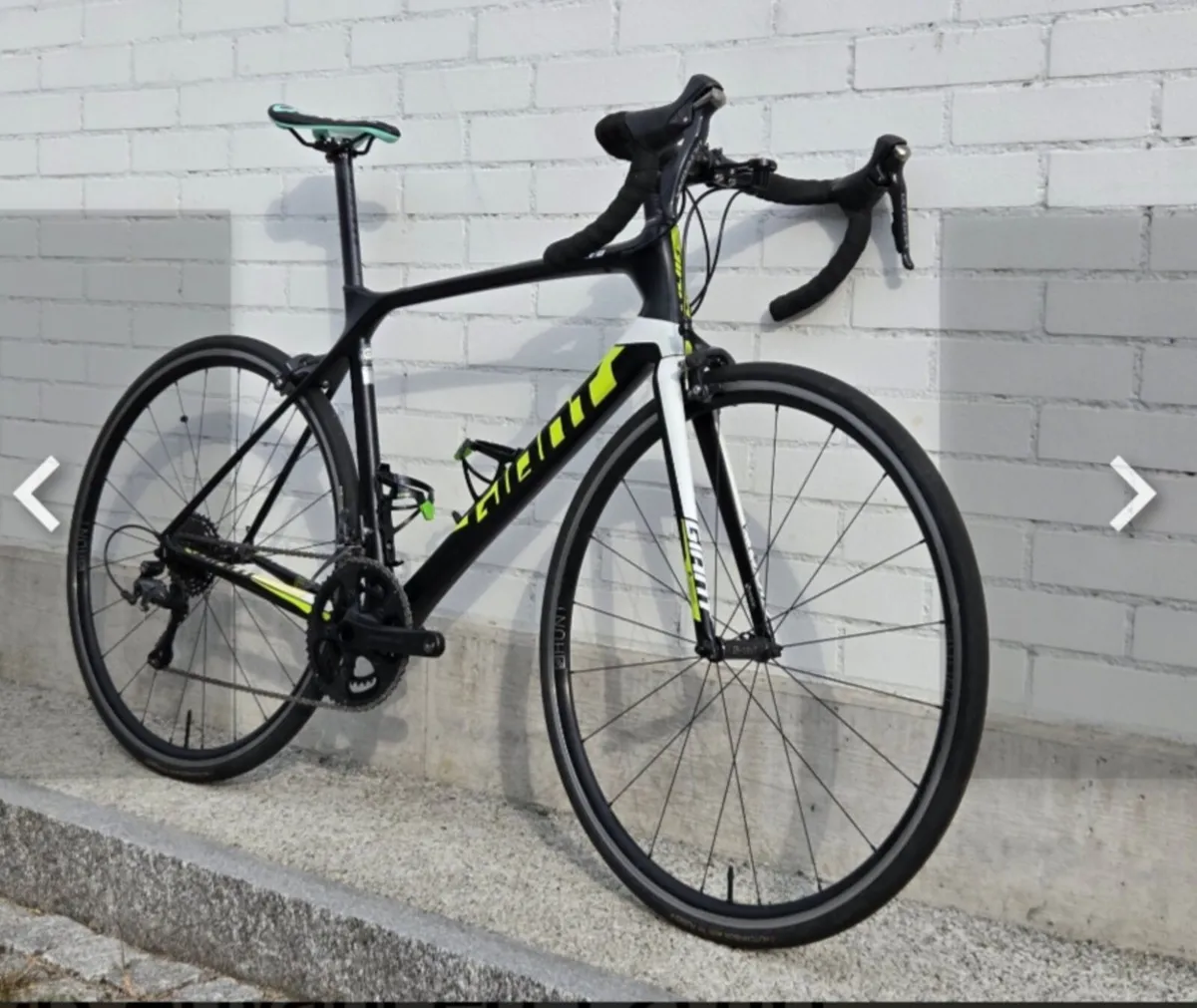 GIANT TCR ADVANCED ROAD BIKE M/L - Image 3