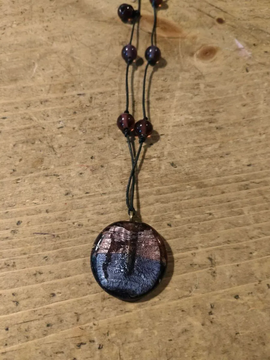 handcrafted Murano glass pendant necklace. - Image 4