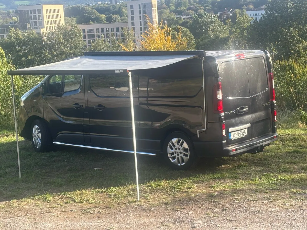 Renault Traffic Sport Crewcab - Image 1