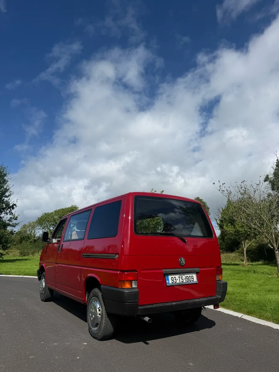 1993 Volkswagen Transporter T4 1.9D – 5 Seater - Image 3
