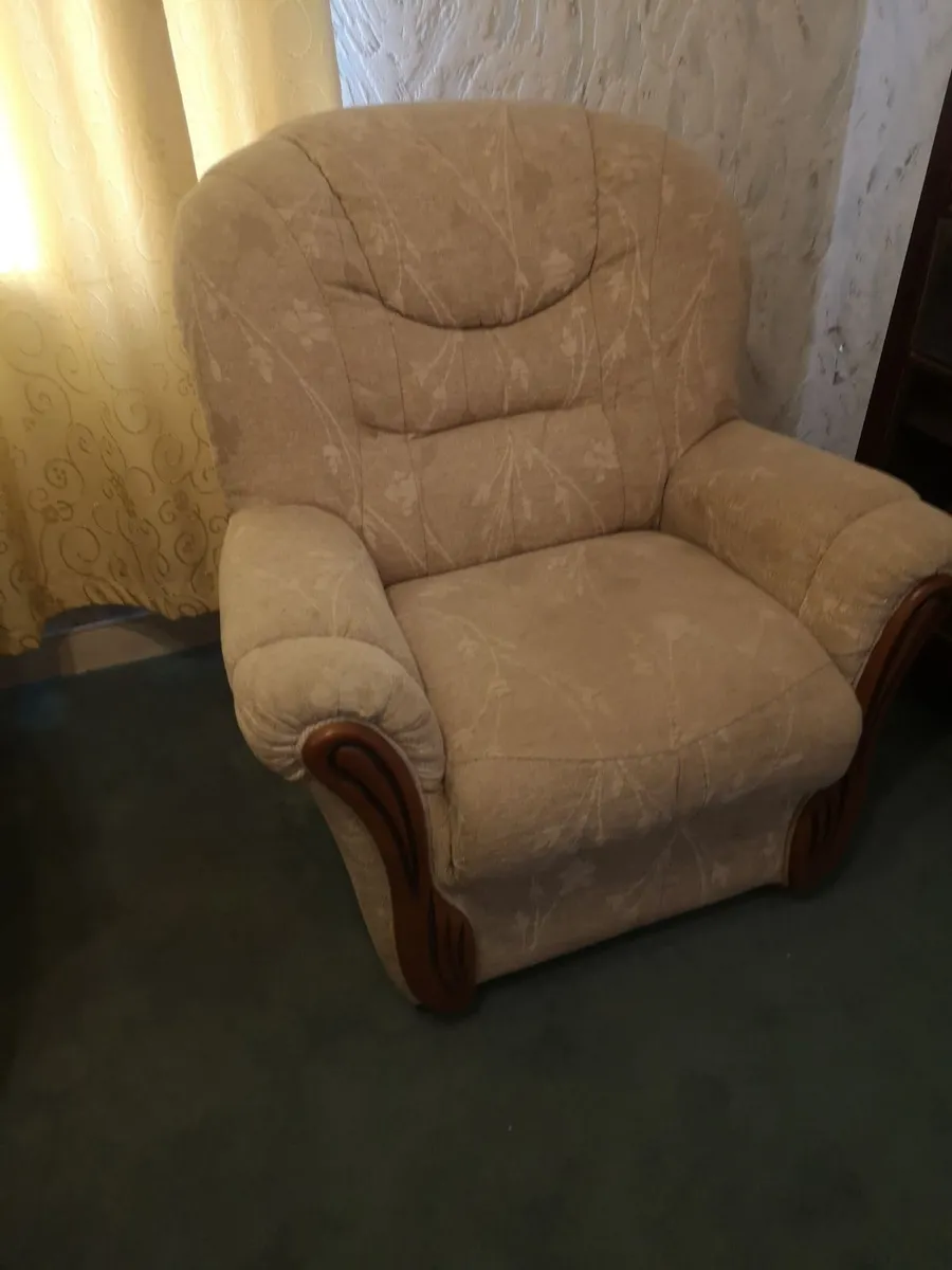 Arm chair