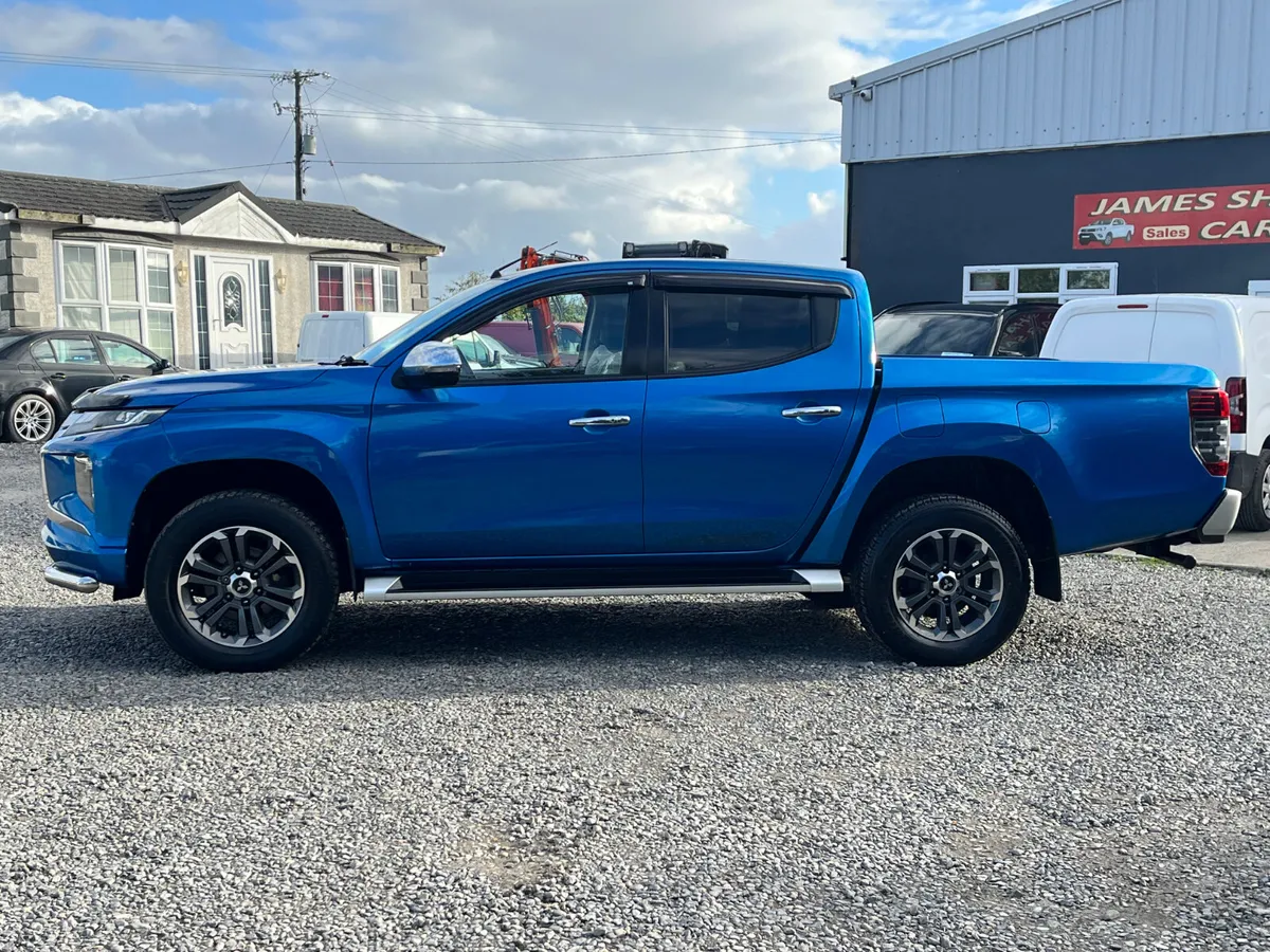 2021 MITSUBISHI L200 WARRIOR *IMMACULATE* - Image 2