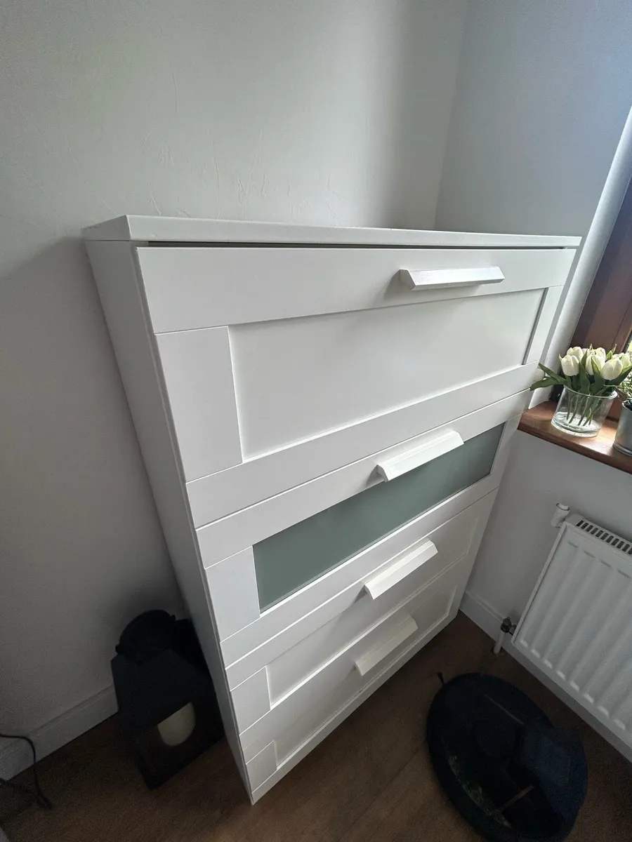 Dresser - Image 4