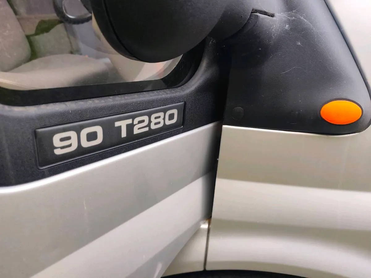 28k Miles 04 Ford Transit T280 2.4 Duratorq DI - Image 4