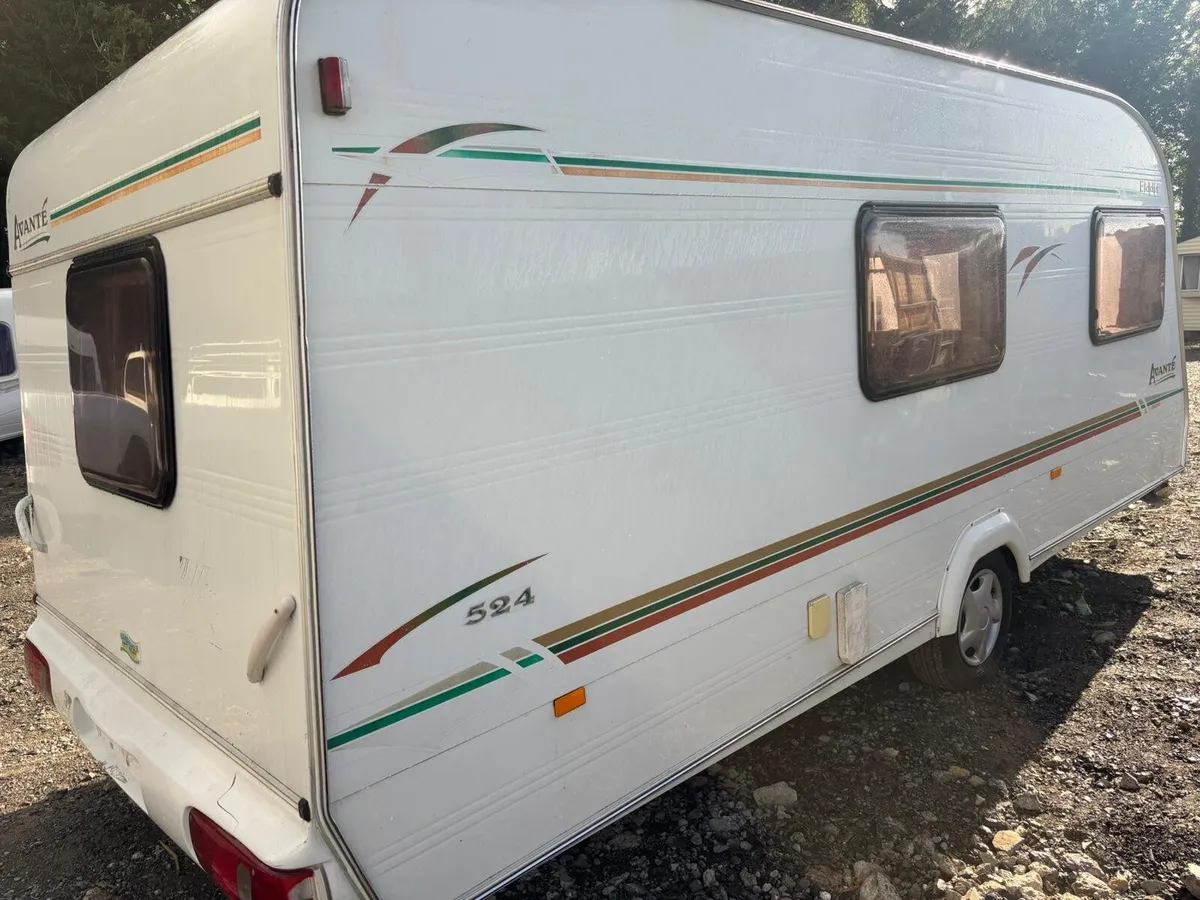 LESS THAN TRADE PRICE Elddis avante 4/5 berth - Image 3