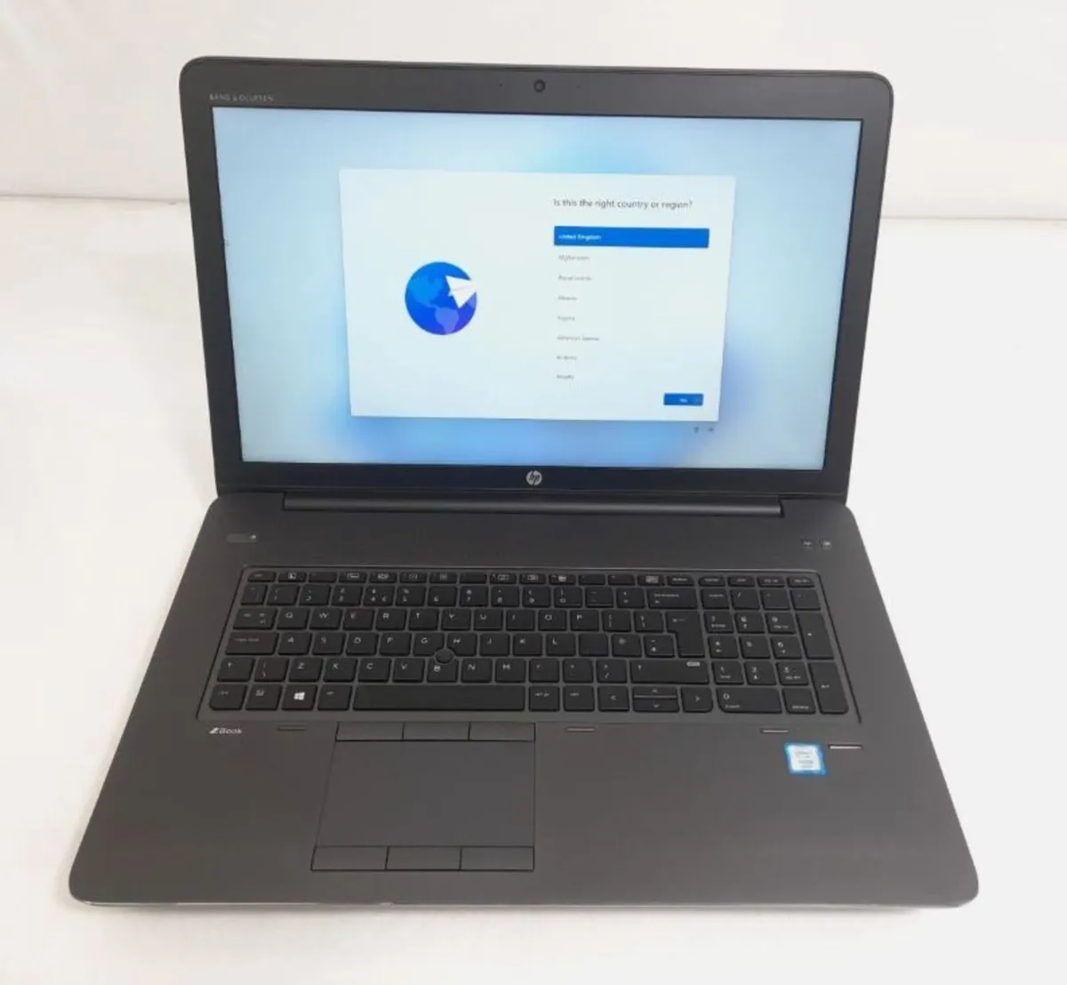 HP ZBook G4 17Inch 32GB 512GB NVIDIA Quadro 3D 8GB - Image 4