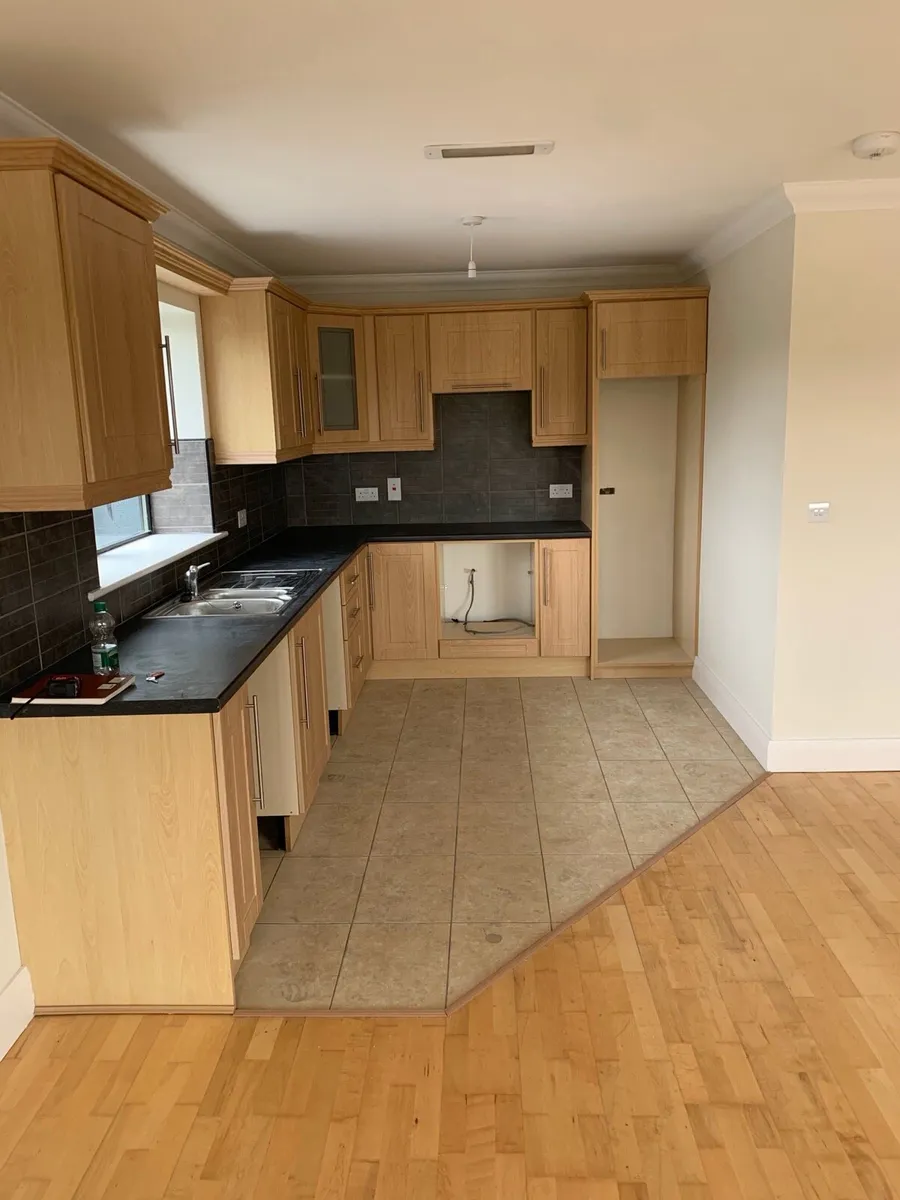 Free. Complete Kitchen - Image 1