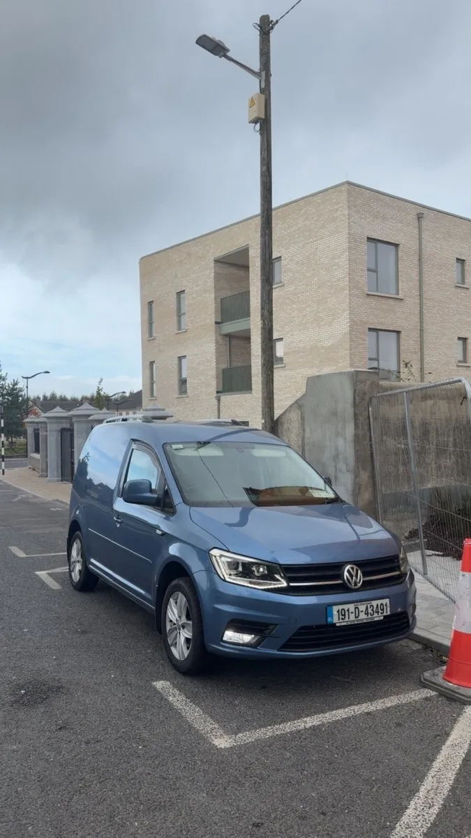 Vw Caddy Highline - Image 1