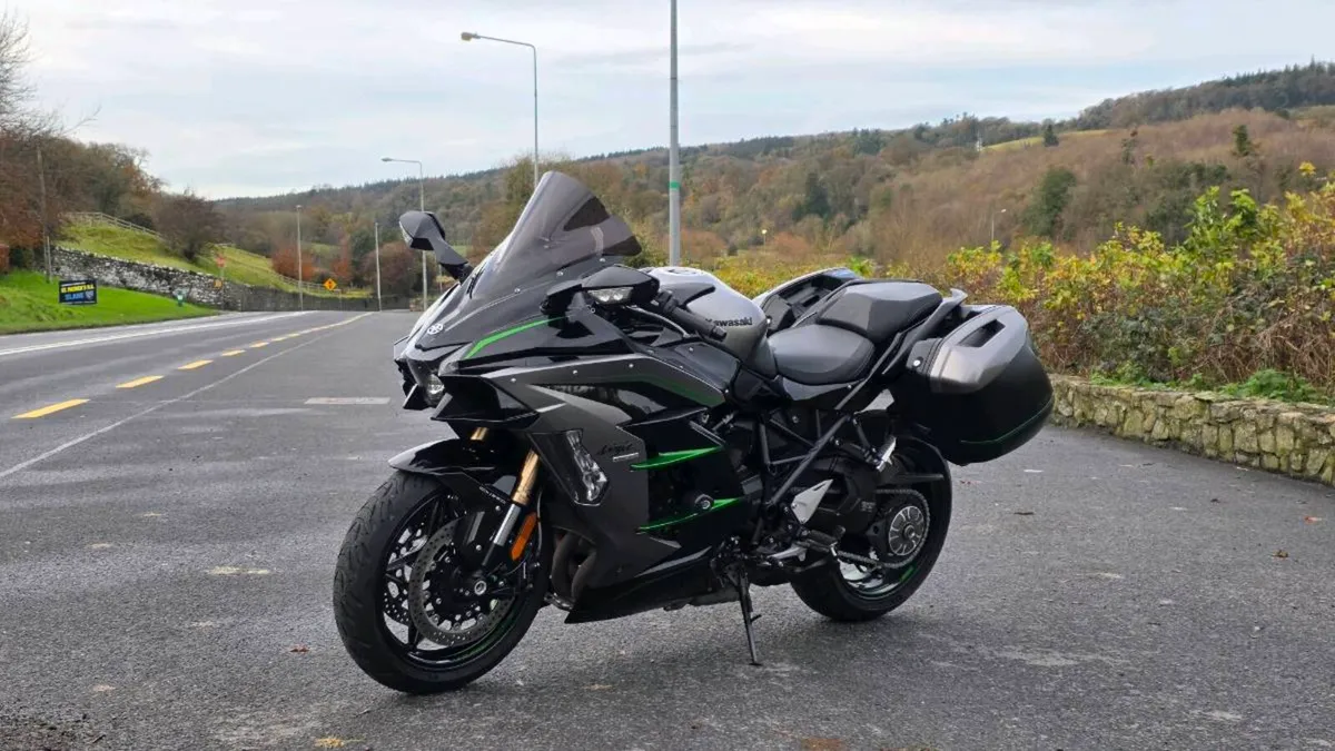 212 Kawasaki H2 SX SE - Image 1