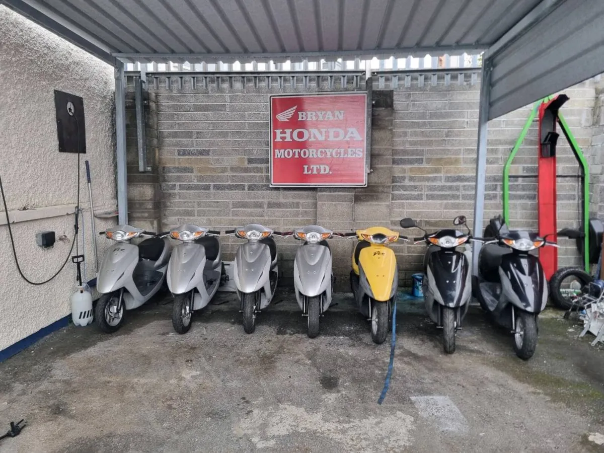 Honda Dio Scooters - Image 2