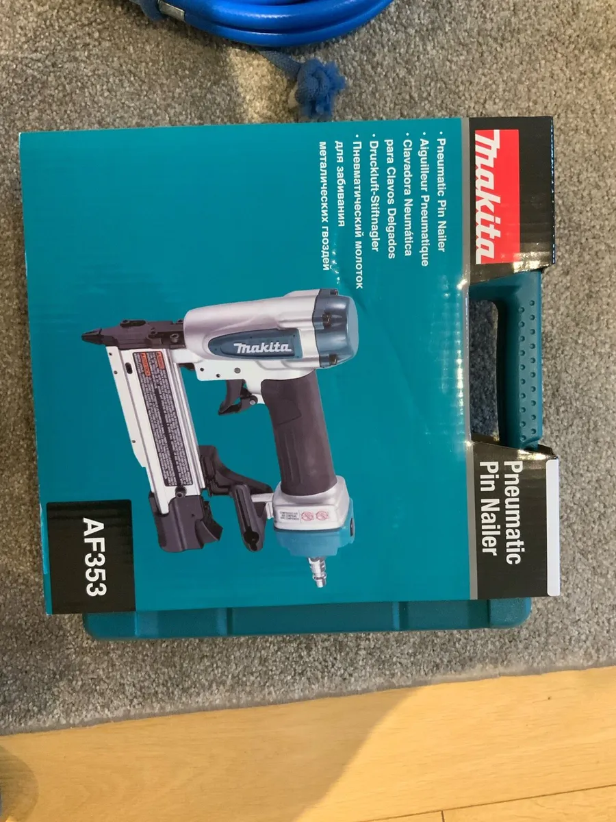 Makita Pneumatic Pin Nailer - Image 1