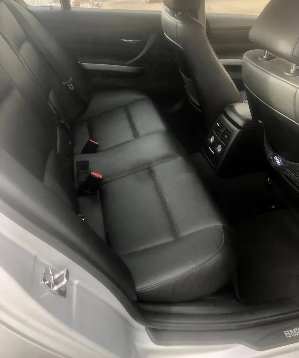 BMW - Image 4