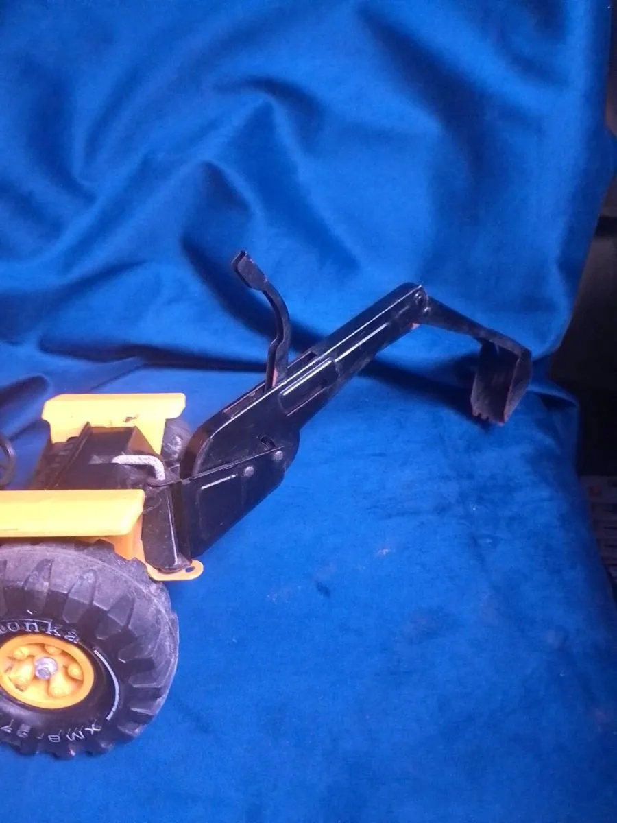 Vintage 1970s Tonka T-700 Backhoe Loader - Image 3