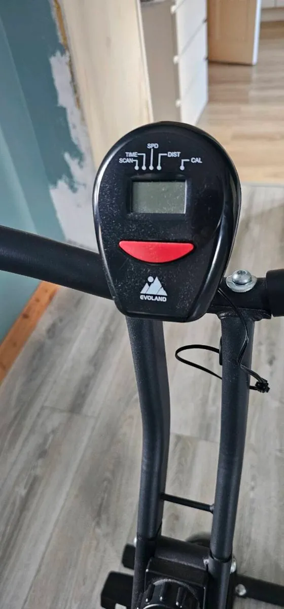 Exercise bike - Image 3