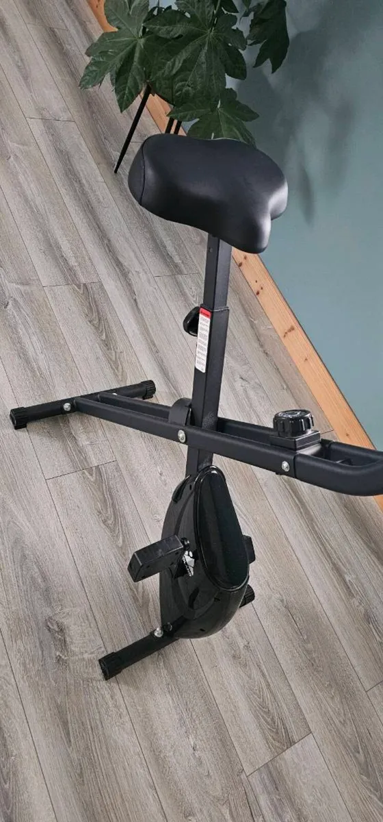Exercise bike - Image 4