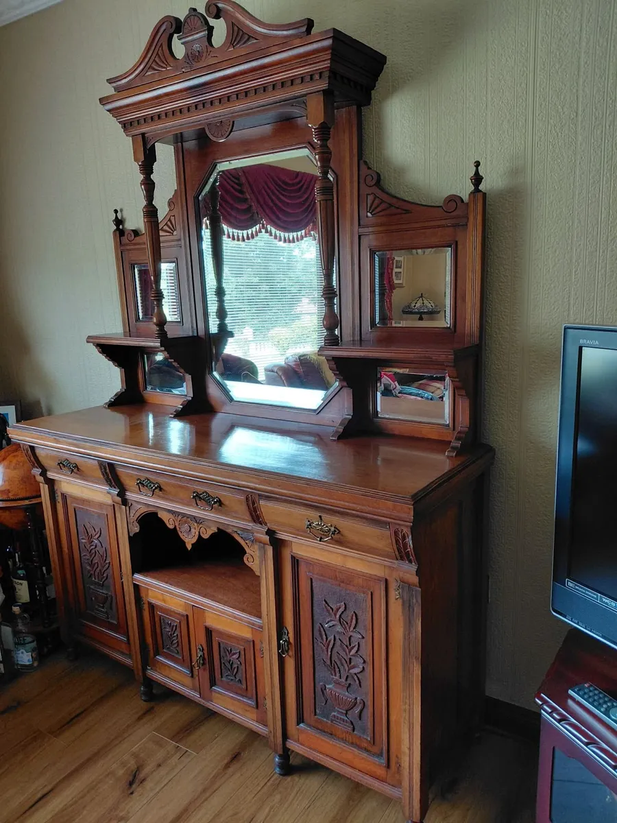 Sideboard - Image 4