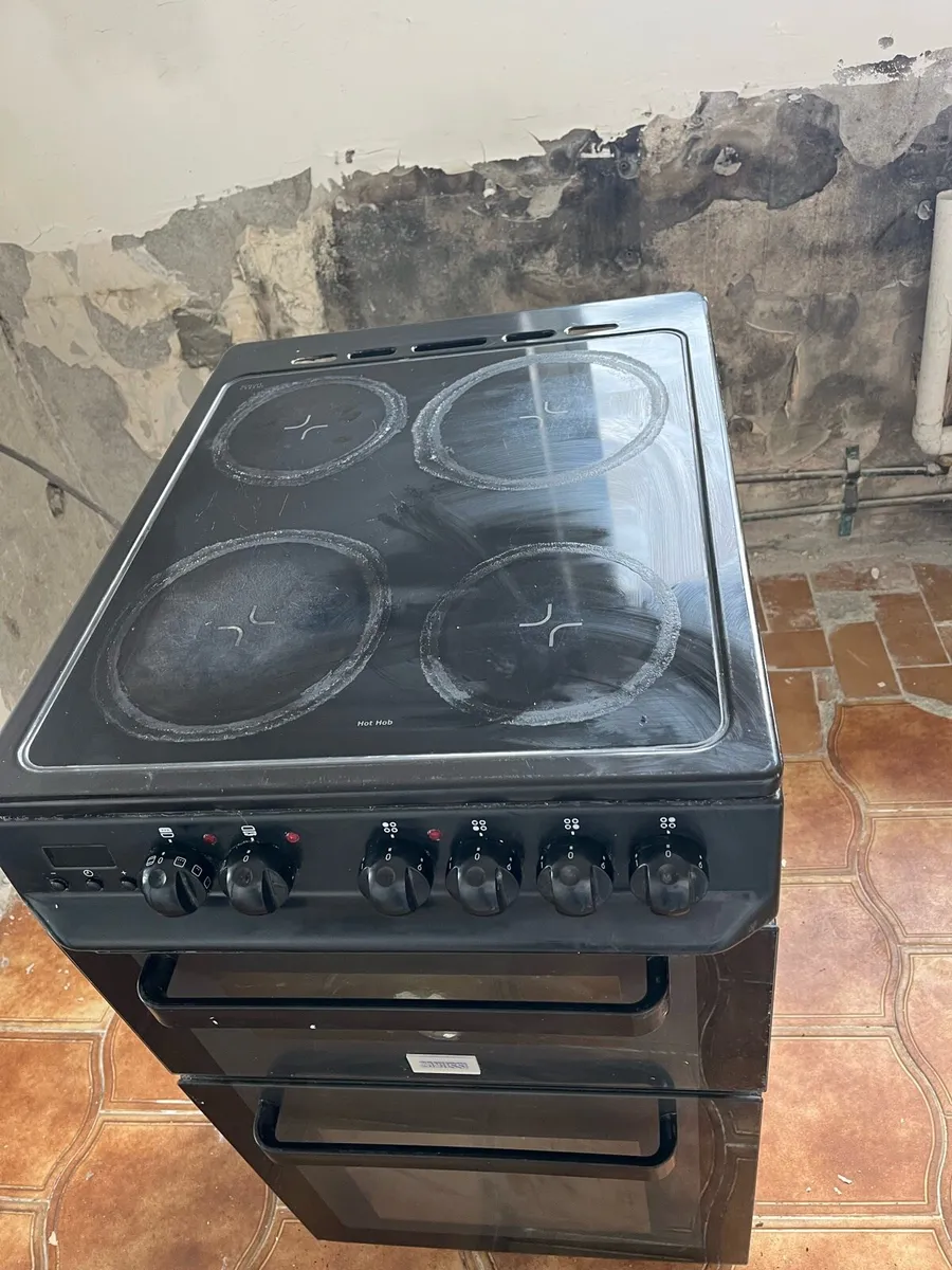 Electric oven - Image 2