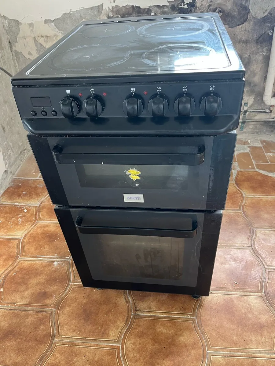 Electric oven - Image 1