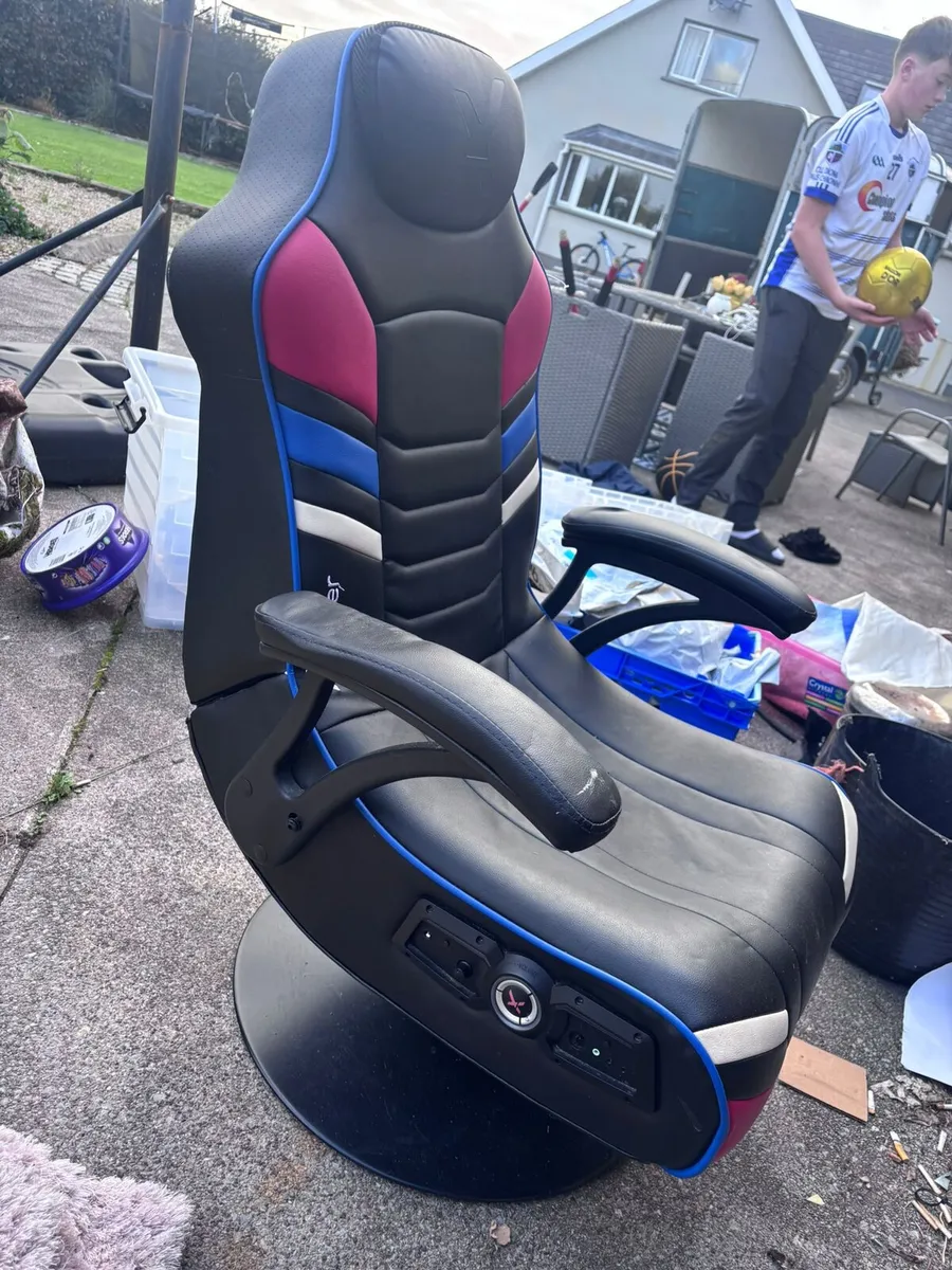 Gaming chair - Image 2