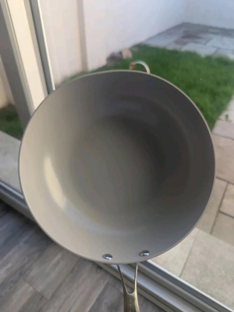 Wok - Image 3