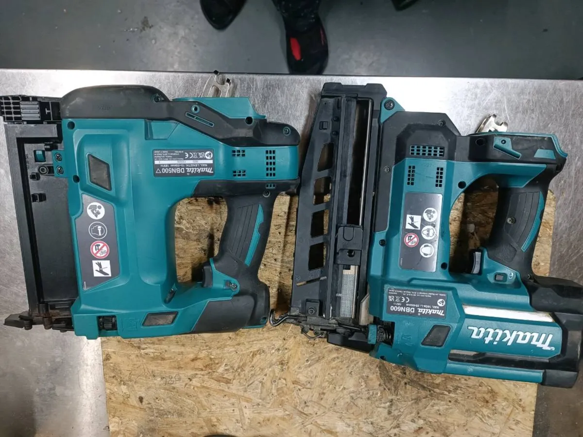 Makita 16g. 18ga. Pin gun.