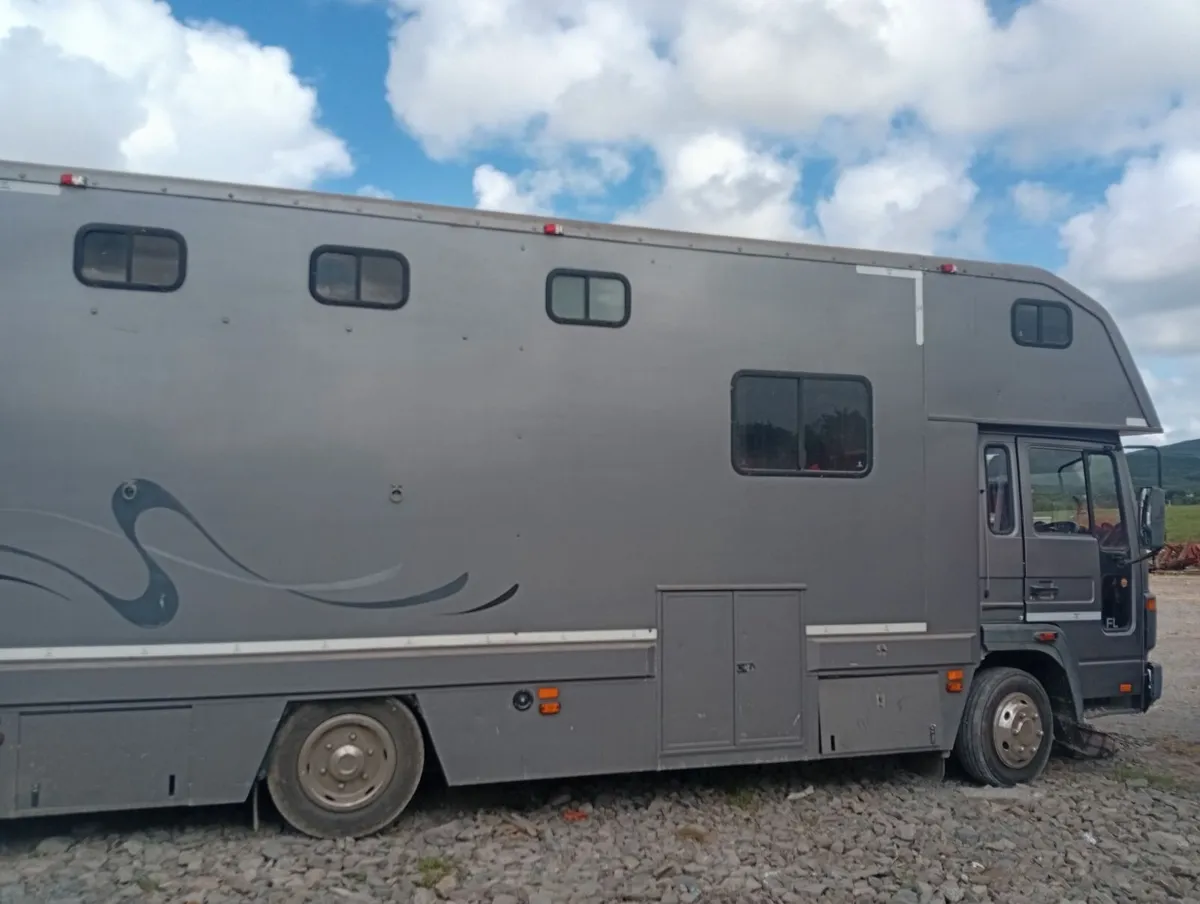 Volvo Horse lorry - Image 3