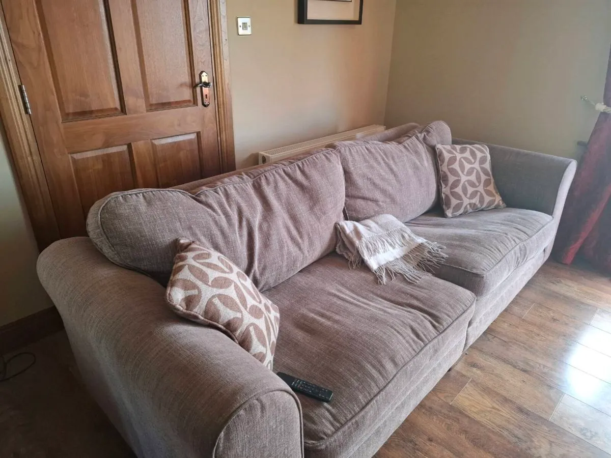Couch and seat - Image 2