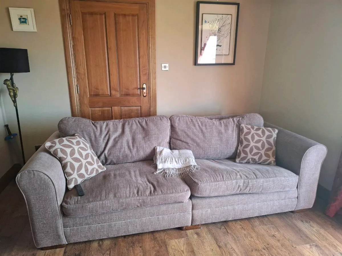 Couch and seat - Image 3
