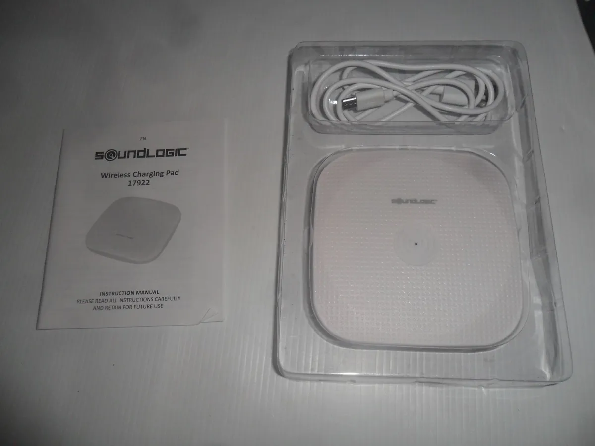 wireless charging pad - Image 1