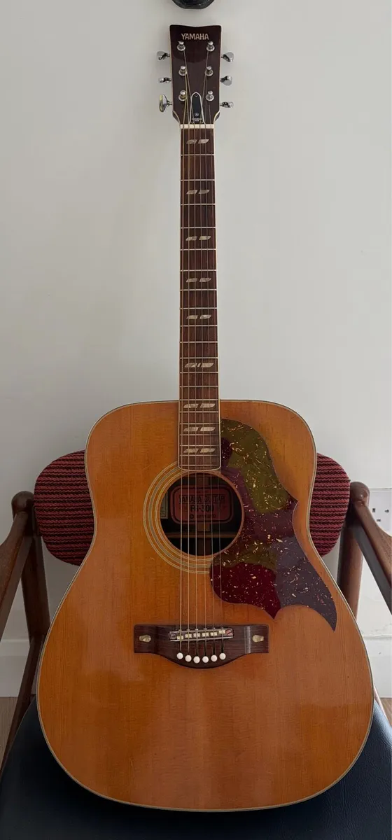 Yamaha FG 300 - Image 1