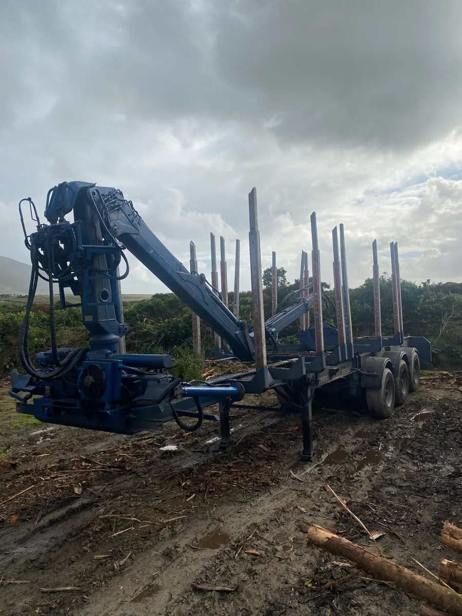 Timber crane trailer - Image 1