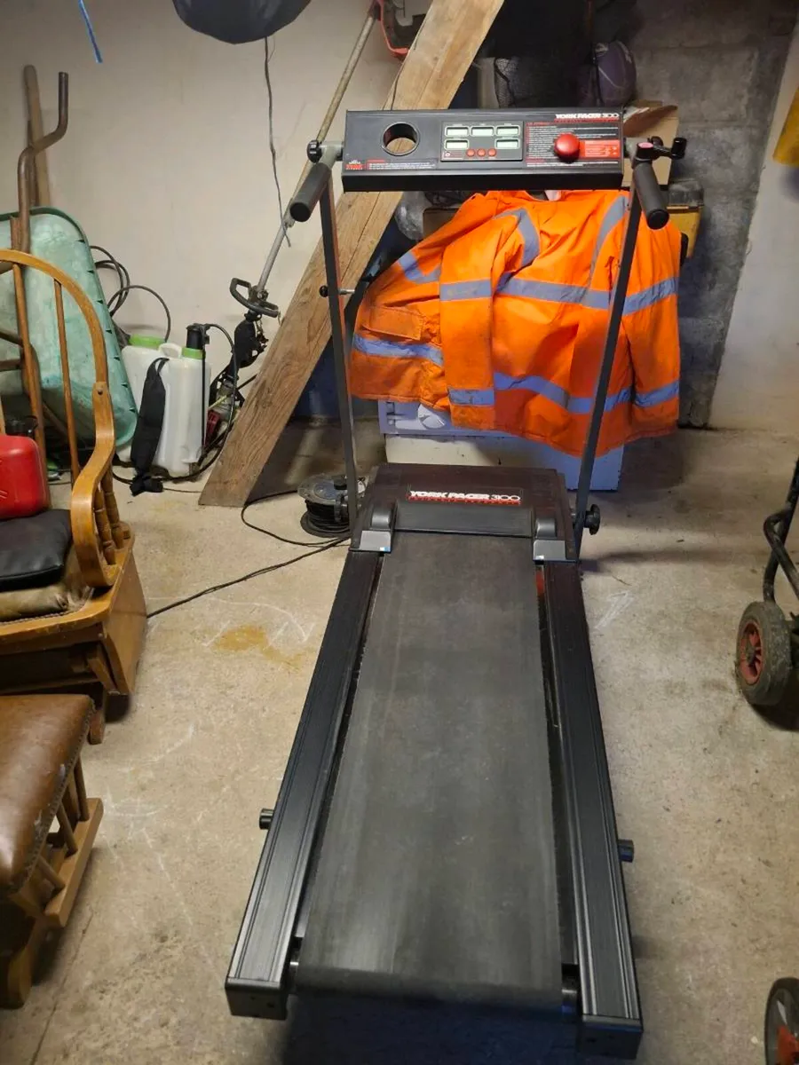 Treadmill - Image 1