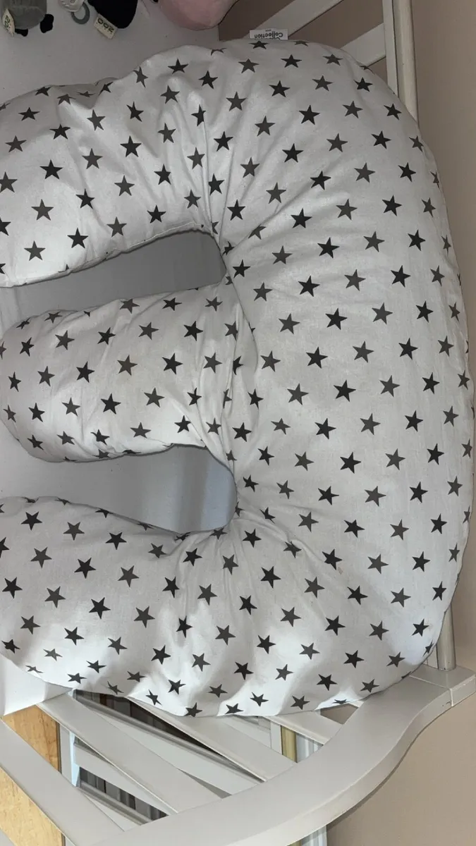 Twin Feeding Pillow - Image 3