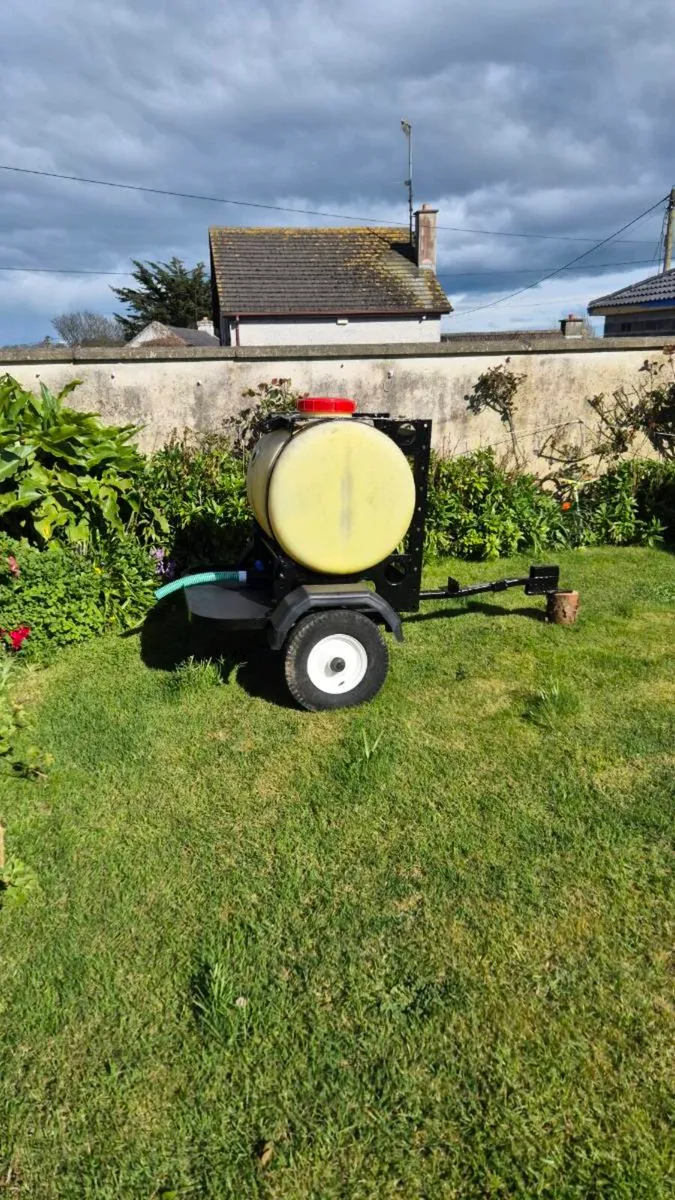 Water tanker - Image 1