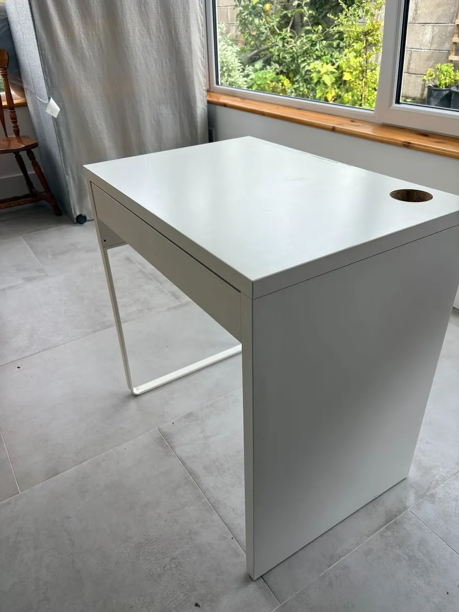 Small White Desk - Image 1