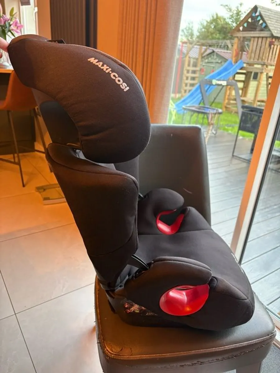 MaxiCosi Rodi Airprotect High back Booster car seat - Image 2