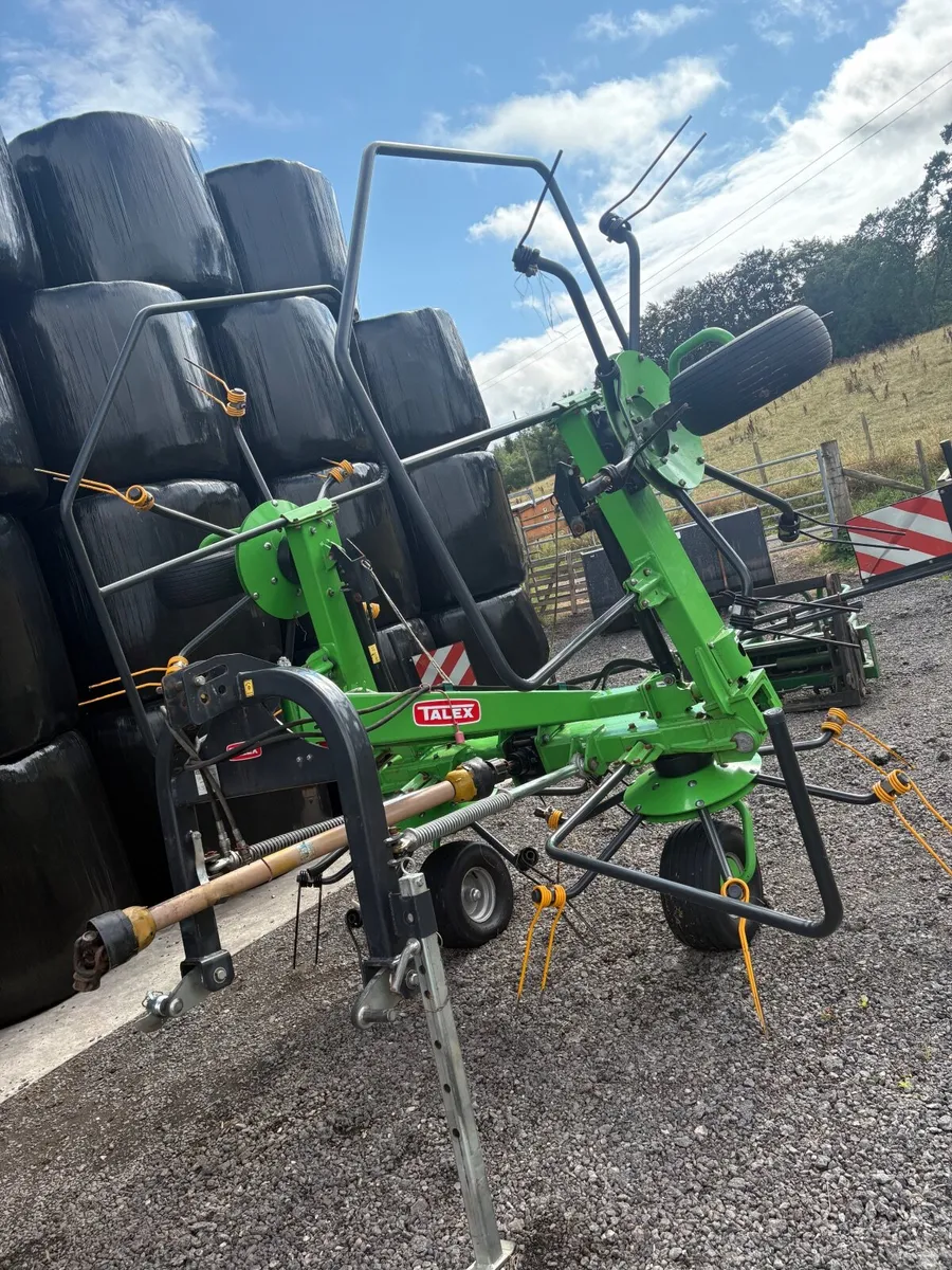 Tales 4 rotor Tedder - Image 1