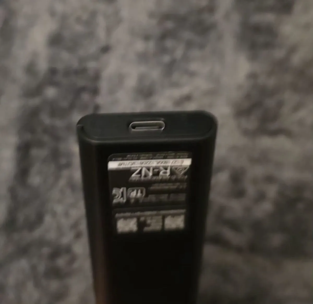 Samsung Solar Smart TV Remote – USB‐C Charging - Image 3