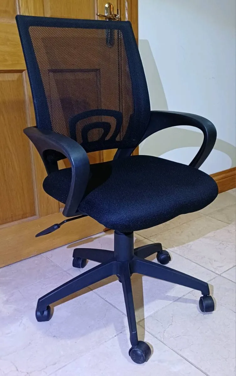 Black Office Swivel Chairs - Image 1