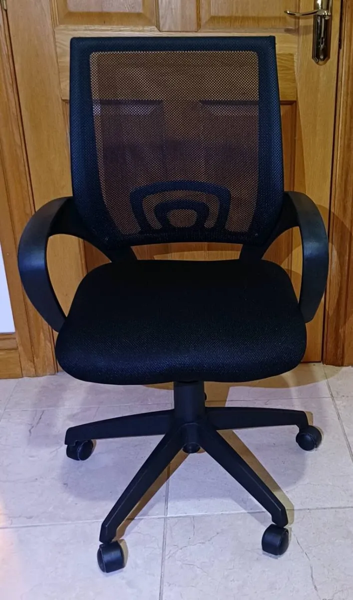Black Office Swivel Chairs - Image 2