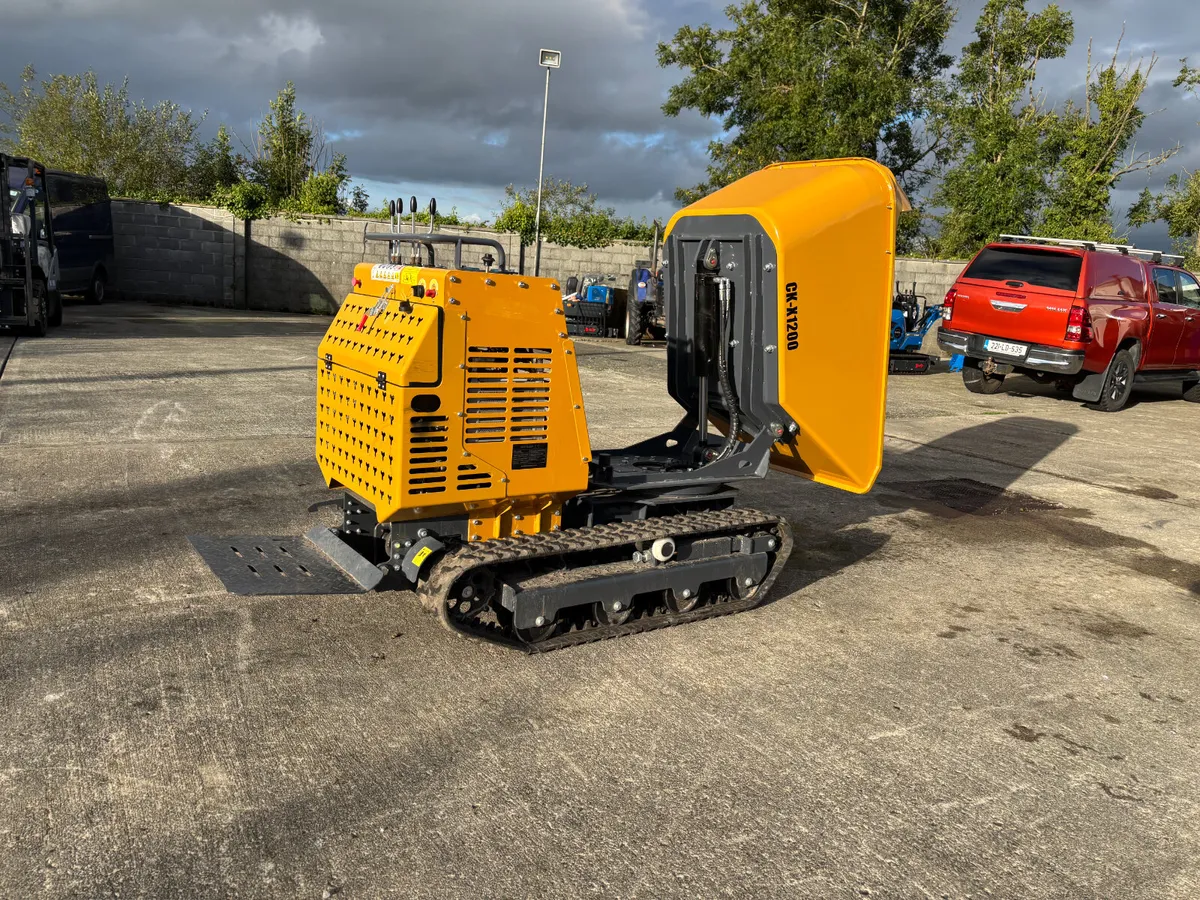 CAPTOK Diesel swivel tracked dumper - Image 3